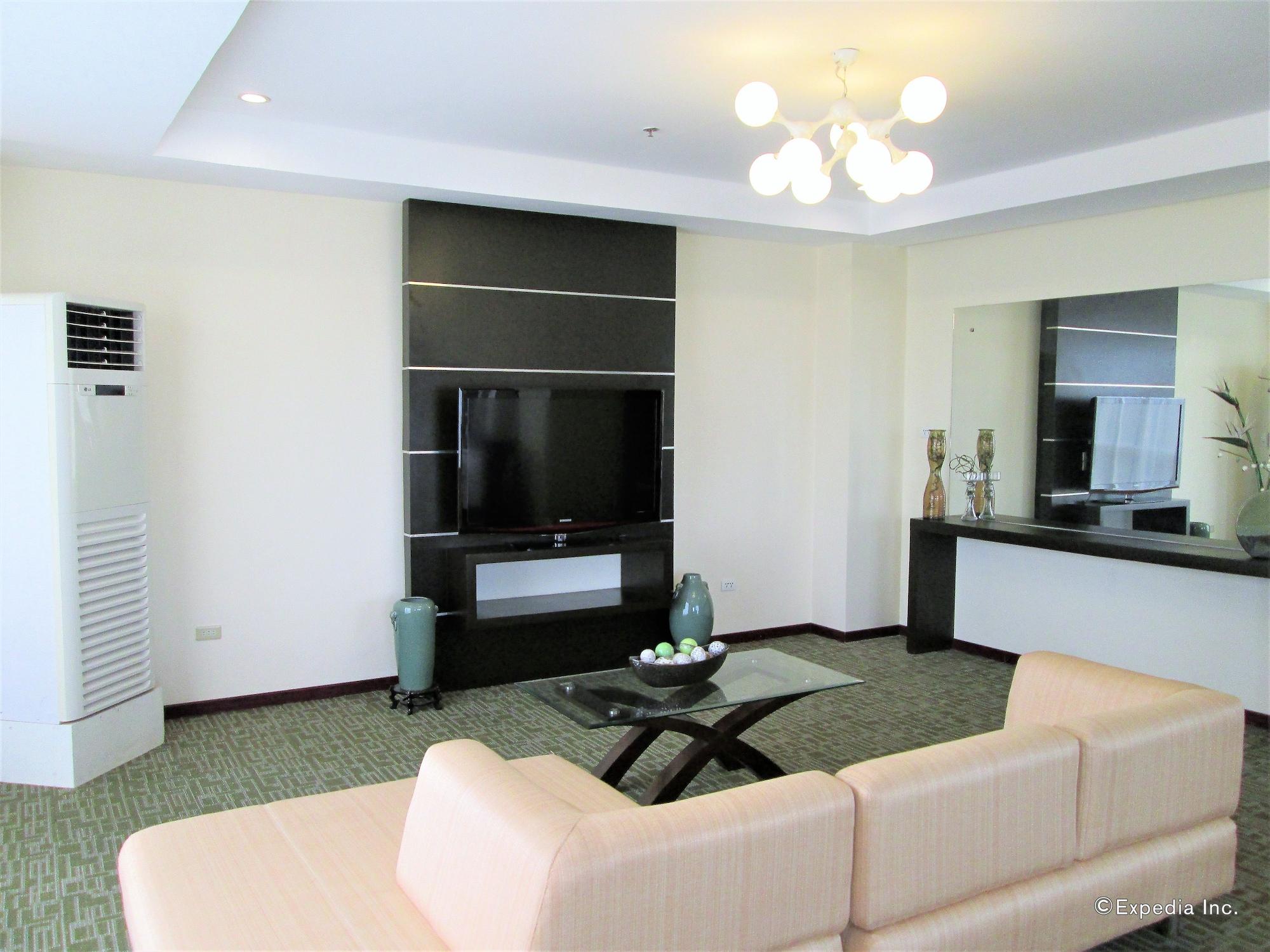 Marianne Suites Cagayán de Oro Extérieur photo